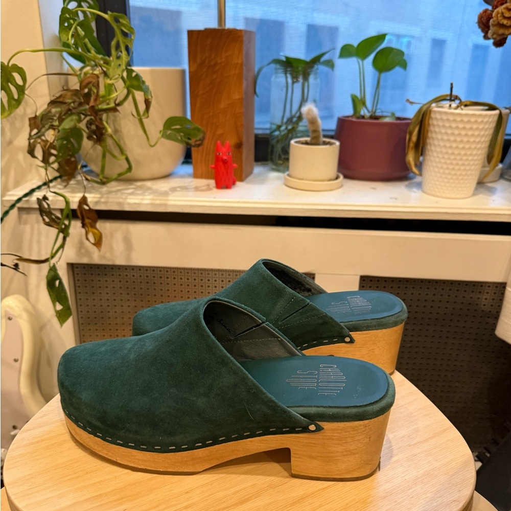 Green Suede Women's Clogs